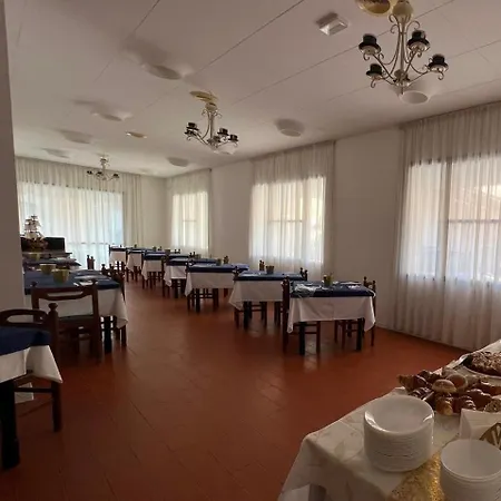 Dei Fiori Bbocca 2* Беллария-Иджеа-Марина